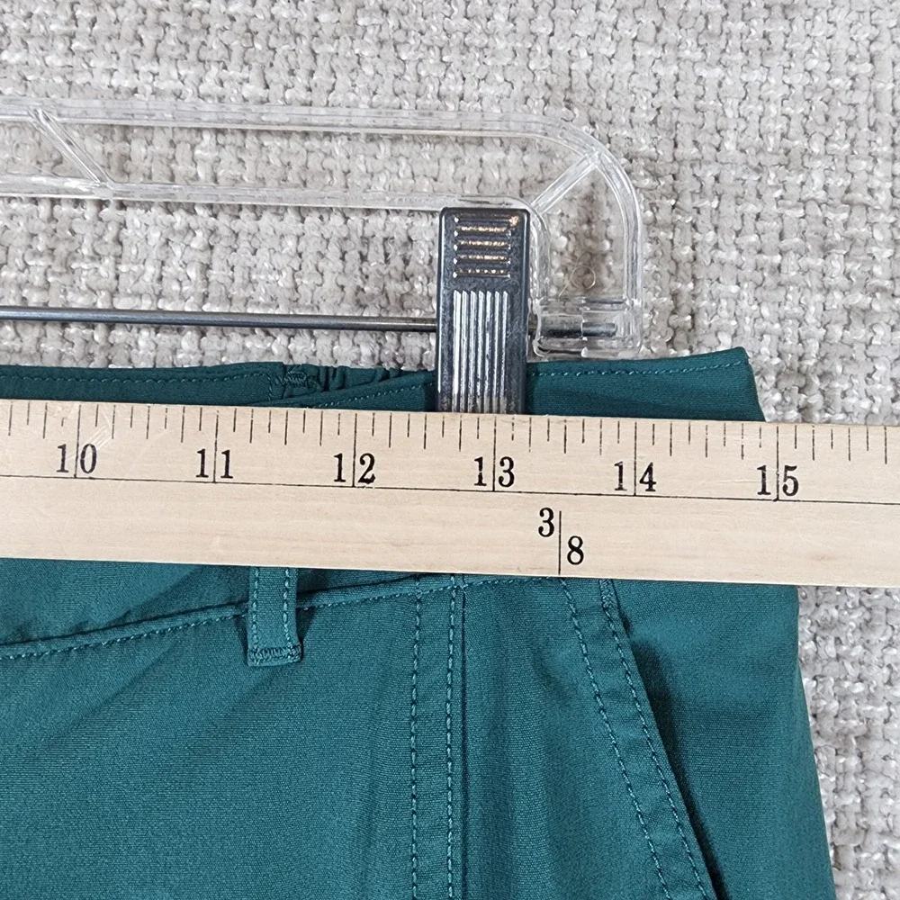 Kirkland Signature Ladies' Travel Pants Stretch Crop Womens‎ 4 Green 30x26 EUC